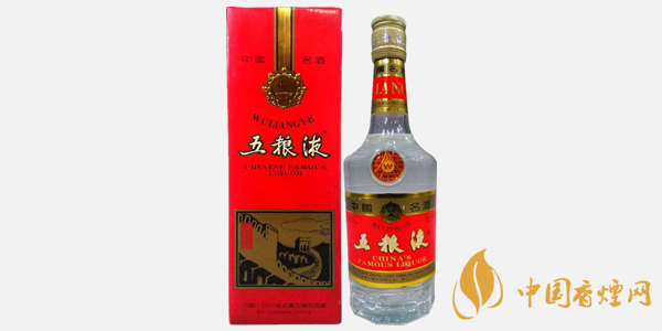 心酒(1996年) & 北大倉(2005年) 貴州茅台酒 五粮液 白酒 北大倉(2005年) 五粮液 心酒(1996年) & 白酒 貴州茅台酒