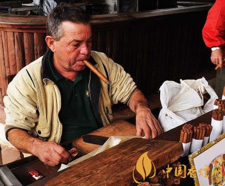 全球出名的极品雪茄是什么 答案是哈瓦那的手制雪茄！